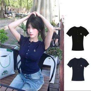 Áo Thun Nữ Tay Ngắn Cúc Cài, Áo Kiểu Babytee Croptop In Kiểu Cực Tôn Dáng