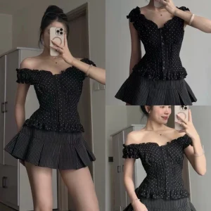(hàng loại 1) set Áo hai dây phối ren kèm ruy băng hồng nhún eo tôn dáng ngọt ngào xinh xắn, set Áo kèm chân váy xinh màu sắc: trắng chất liệu: vải thun cotton họa tiết size: s/m/l lưu ý khi sử dụng sản phẩm: phân loại màu trước khi giặt. khách lưu ý giặt sph bằng tay để bảo quản tốt hơn nhé ạ. không sử dụng thuốc tẩy. khi phơi nên lộn trái sản phẩm và không phơi trực tiếp phơi quá lâu dưới ánh nắng mặt trời. thời gian giao hàng chỉ từ 2 3 ngày ở nội thành và 3 5 ngày ở ngoại thành (tất nhiên vẫn sẽ linh động nhanh/chậm hơn tùy theo thời gian giao hàng dự kiến của shopee). moi vấn đề cần hỗ trợ tư vấn khách vui lòng liên hệ qua phần tin nhắn để được nhân viên hỗ trợ tốt nhất ạ